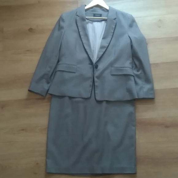 Jacqui E Jackets & Blazers - Suits You by Jacqui E Houndstooth pattern suit skirt AU 14 and jacket AU 12